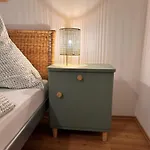 Apartamento Gemuetlich Gestaltetes, Familiengefuehrtes Apartment Mit Burgblick Burghausen