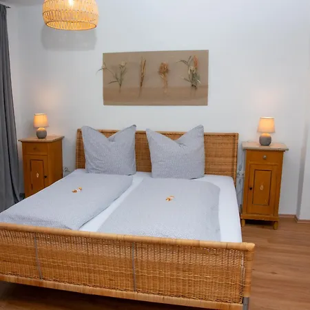 Appartement Altstadtwohnung Mit Burgblick *